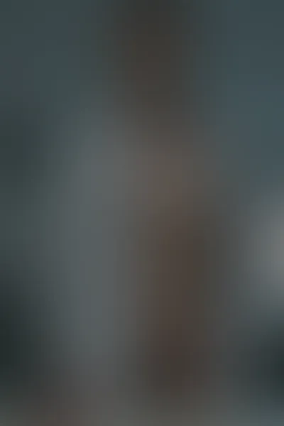 AI clinic sample — photograph of a grown woman, Western-European, with pale skin